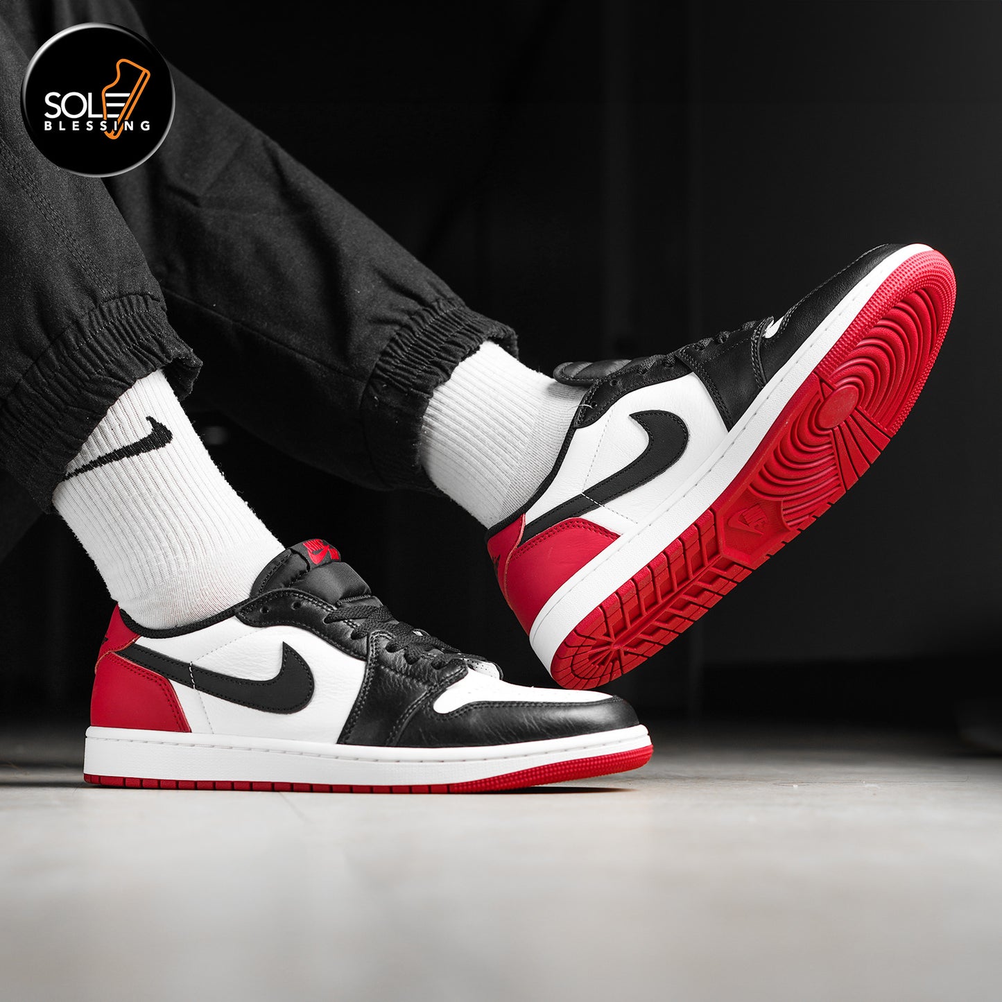 Air Jordan 1 Low OG Black Toe