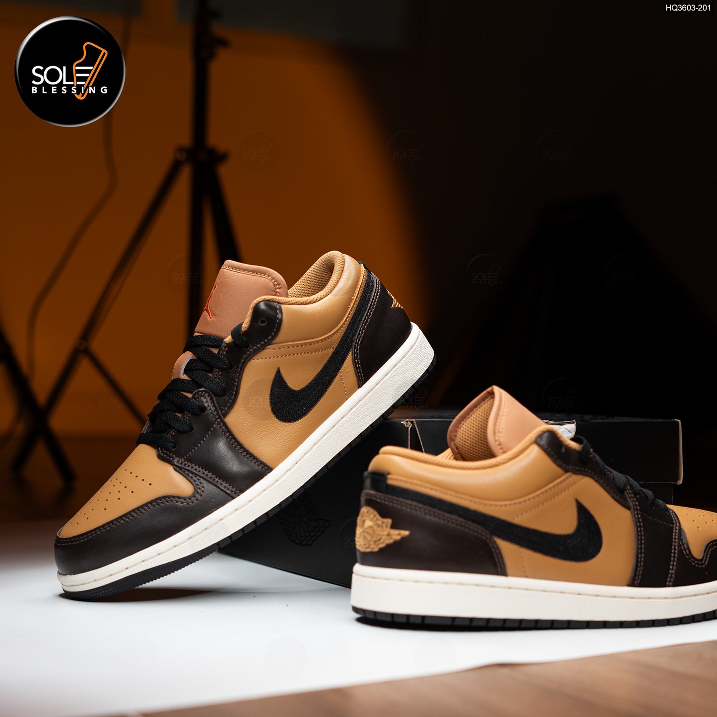 Air Jordan 1 Low SE Flax Baroque Brown