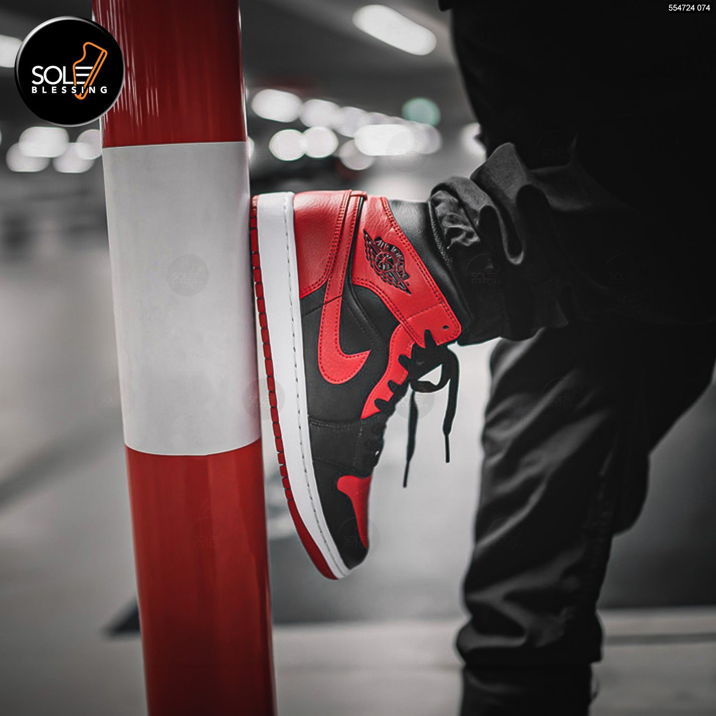 Air Jordan 1 Low Mid Banned