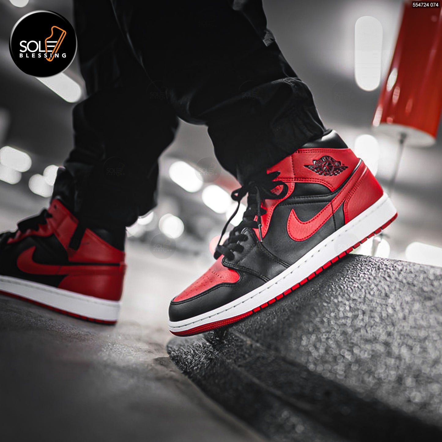 Air Jordan 1 Low Mid Banned