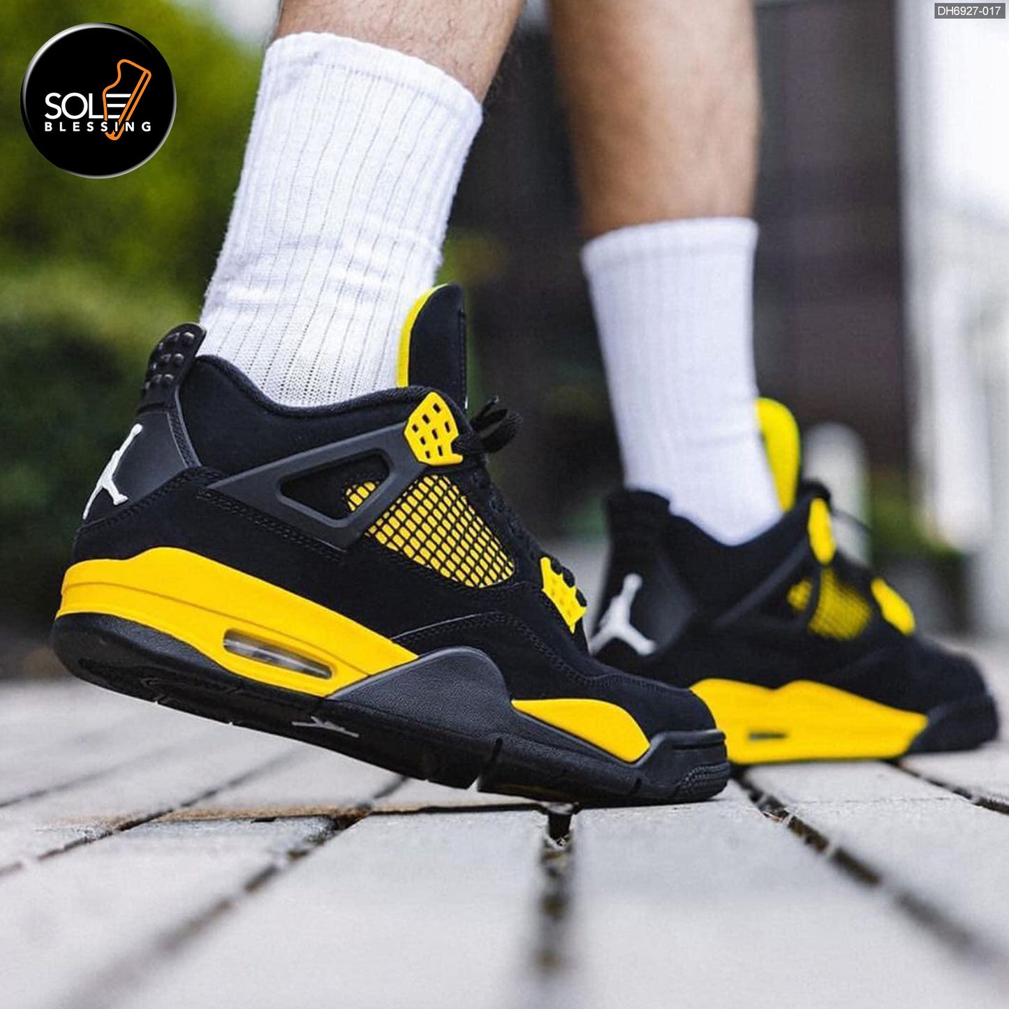 Air Jordan 4 Retro Thunder