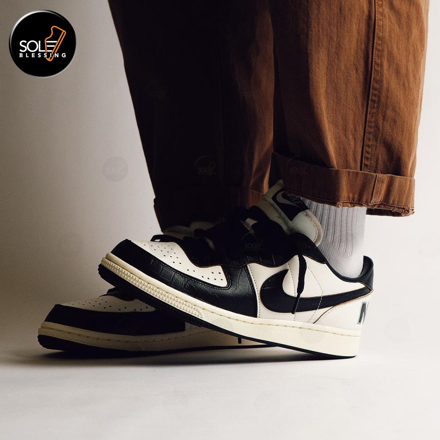 Nike Terminator Low Phantom