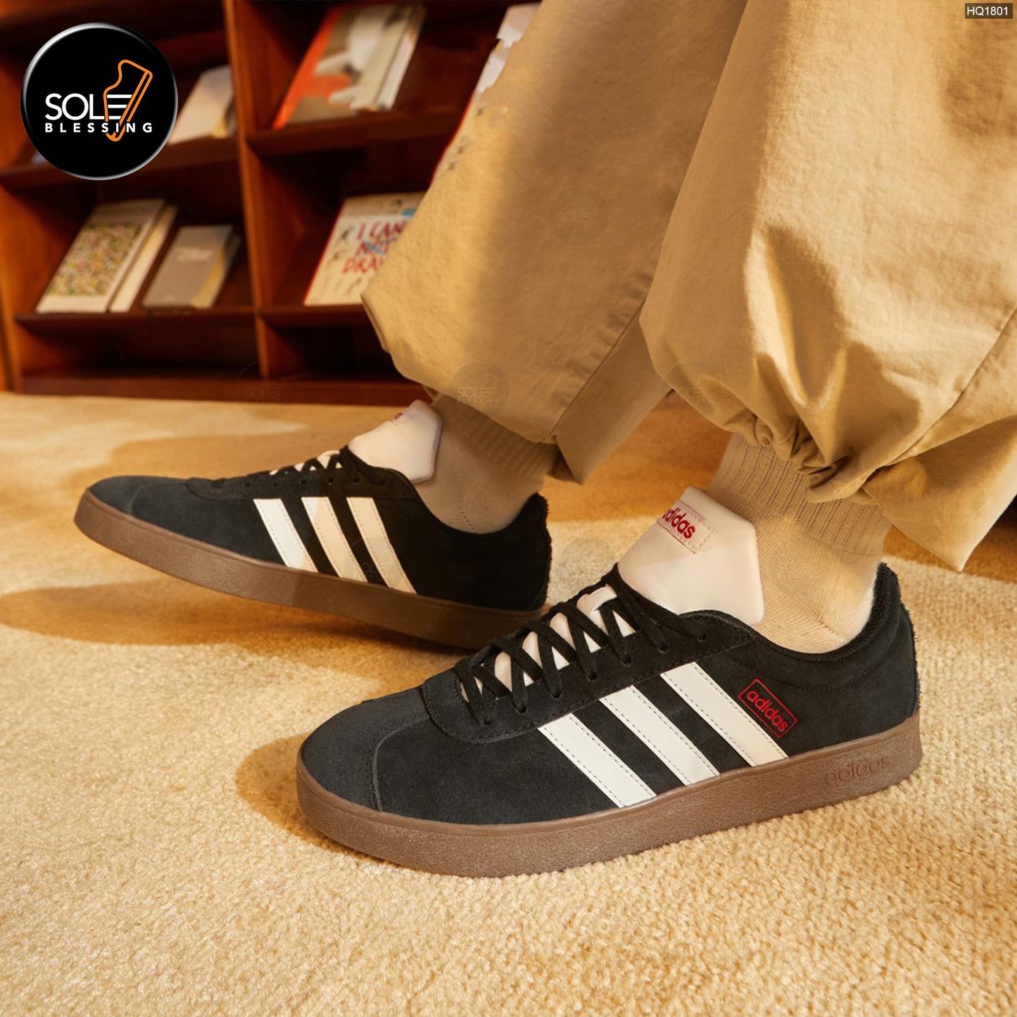 VL Court Classic Black White Gum