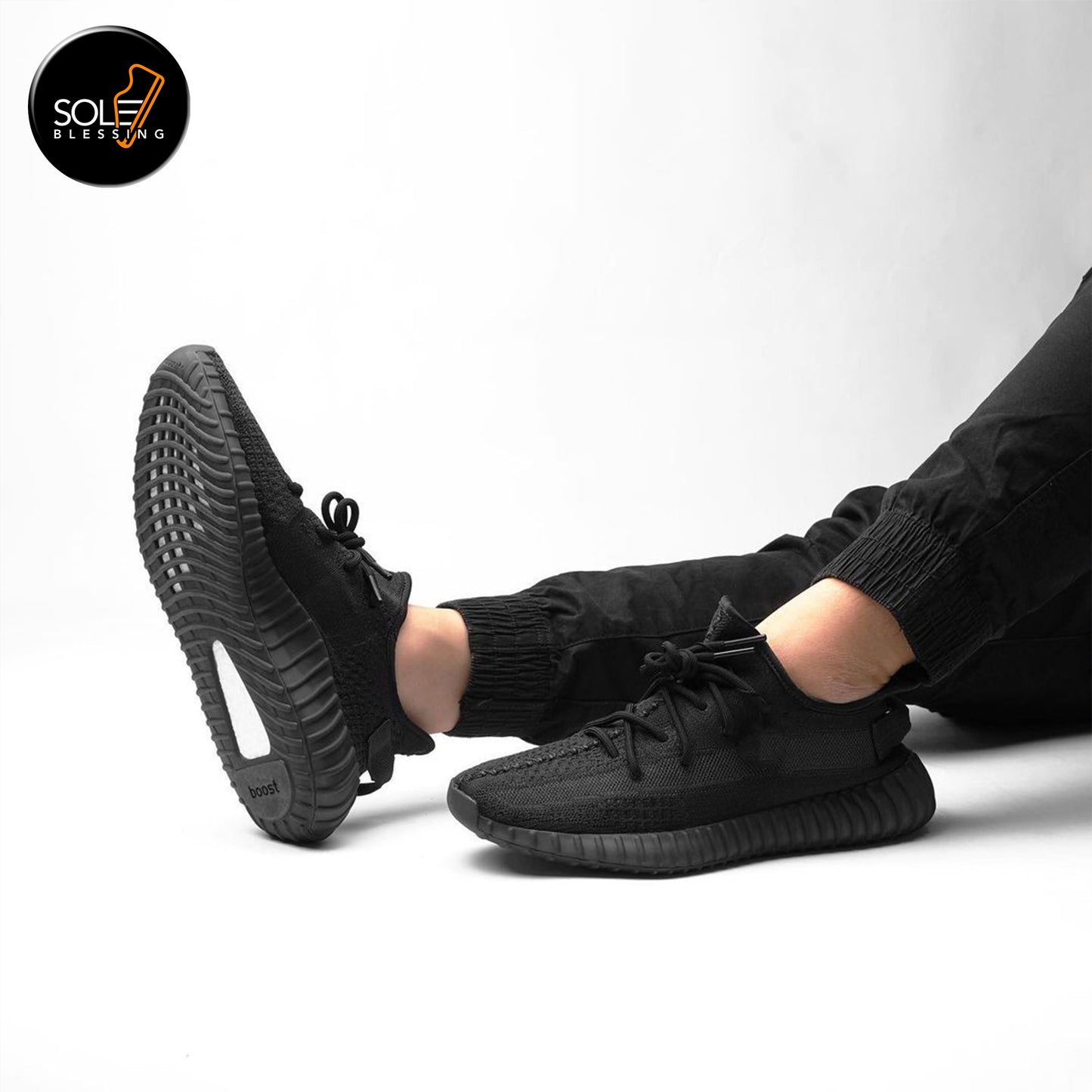 Yeezy Boost 350 V2 Onyx