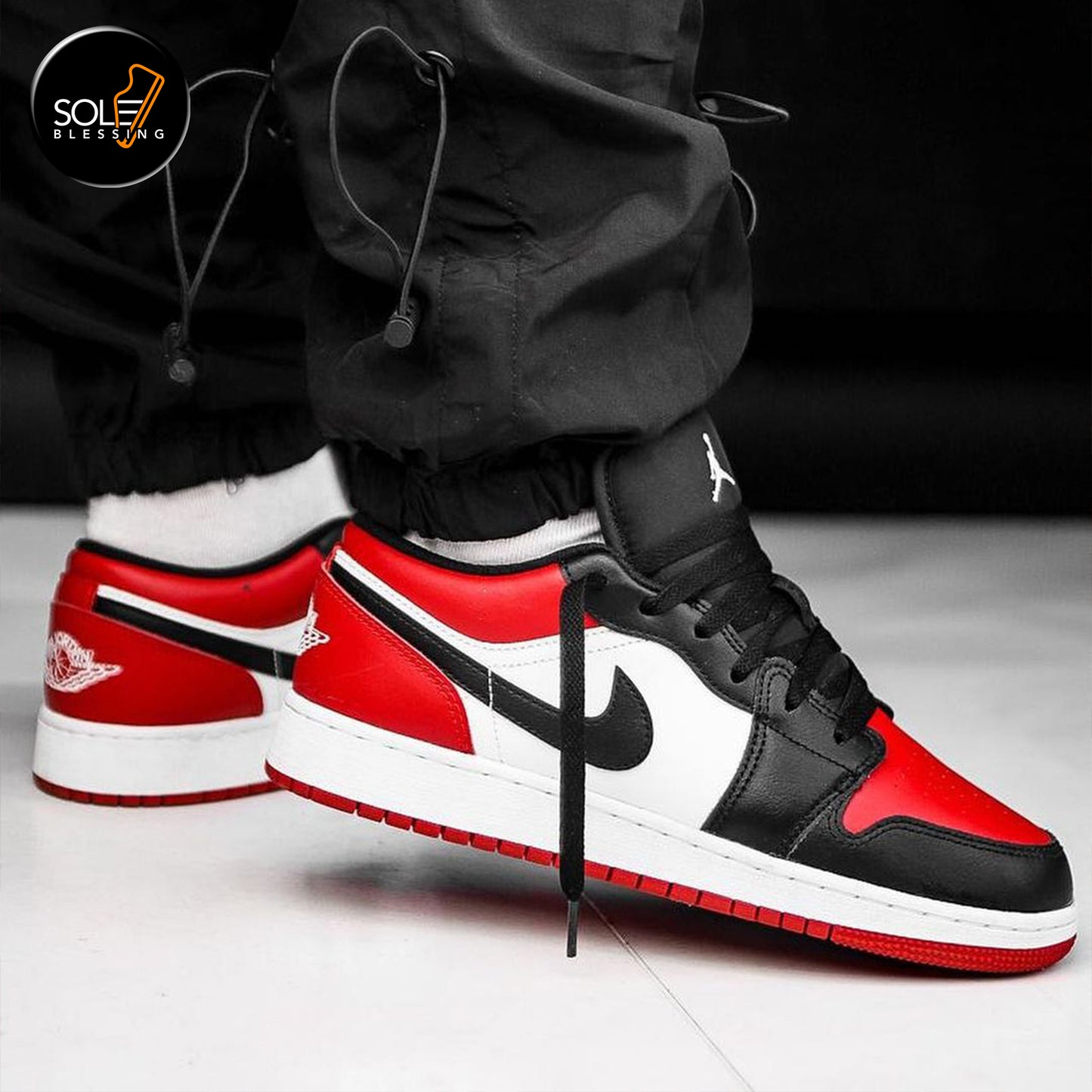 Air Jordan 1 Low Bred Toe