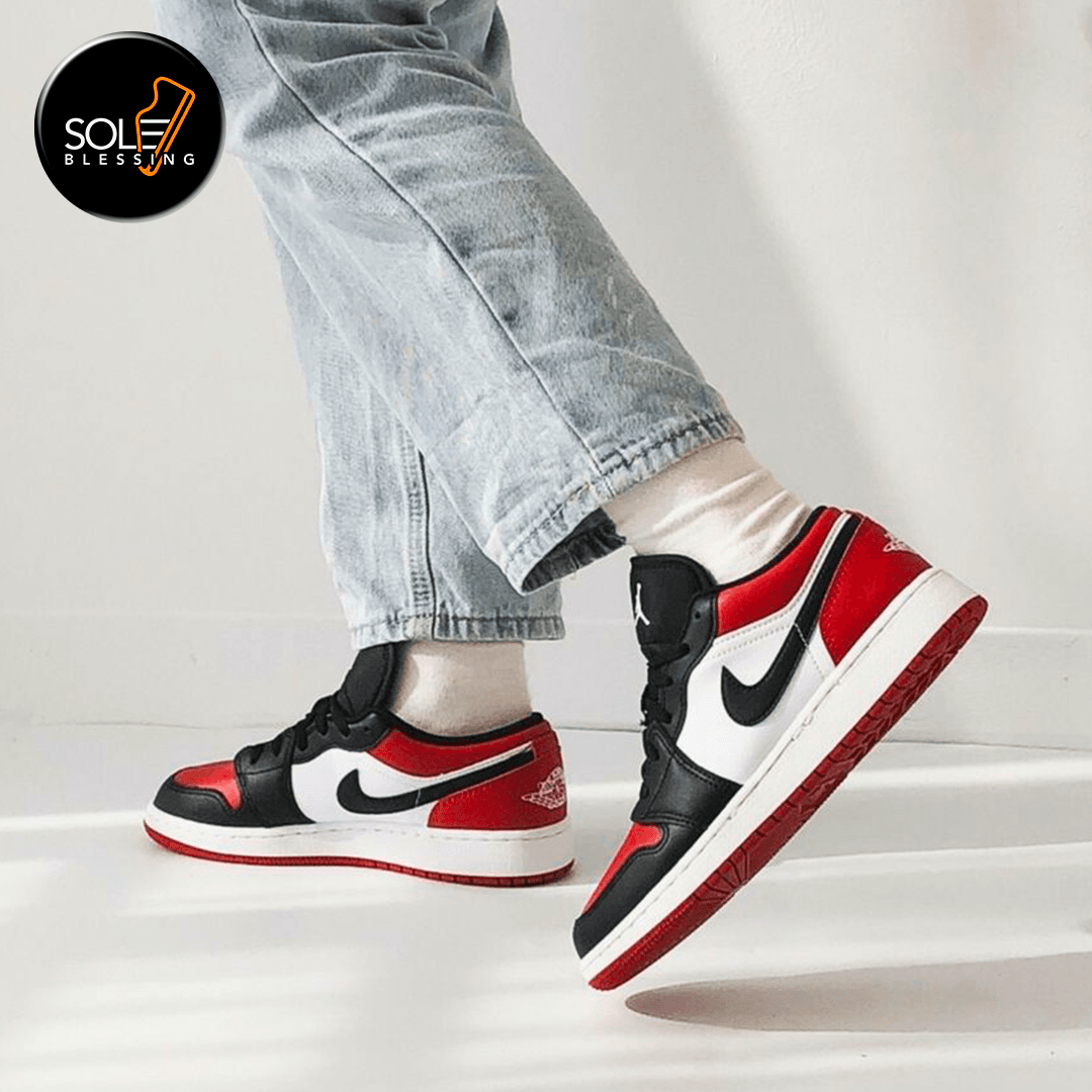 Air Jordan 1 Low Bred Toe