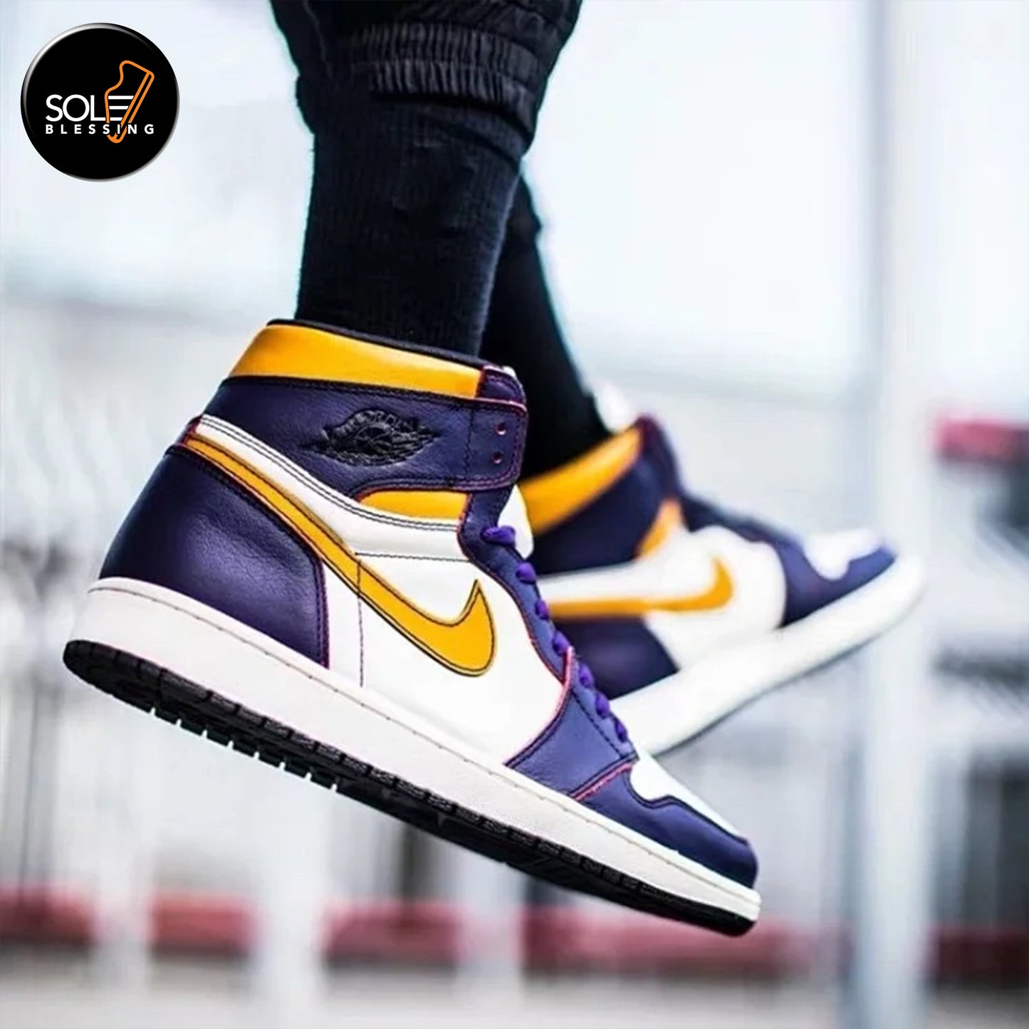 Air Jordan 1 Retro High OG Defiant SB LA to Chicago