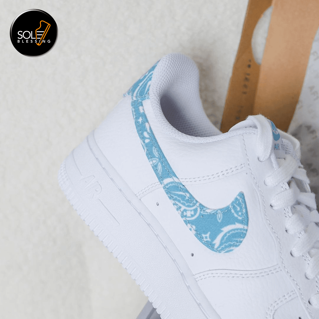 Air Force 1 Low Paisley Bandana