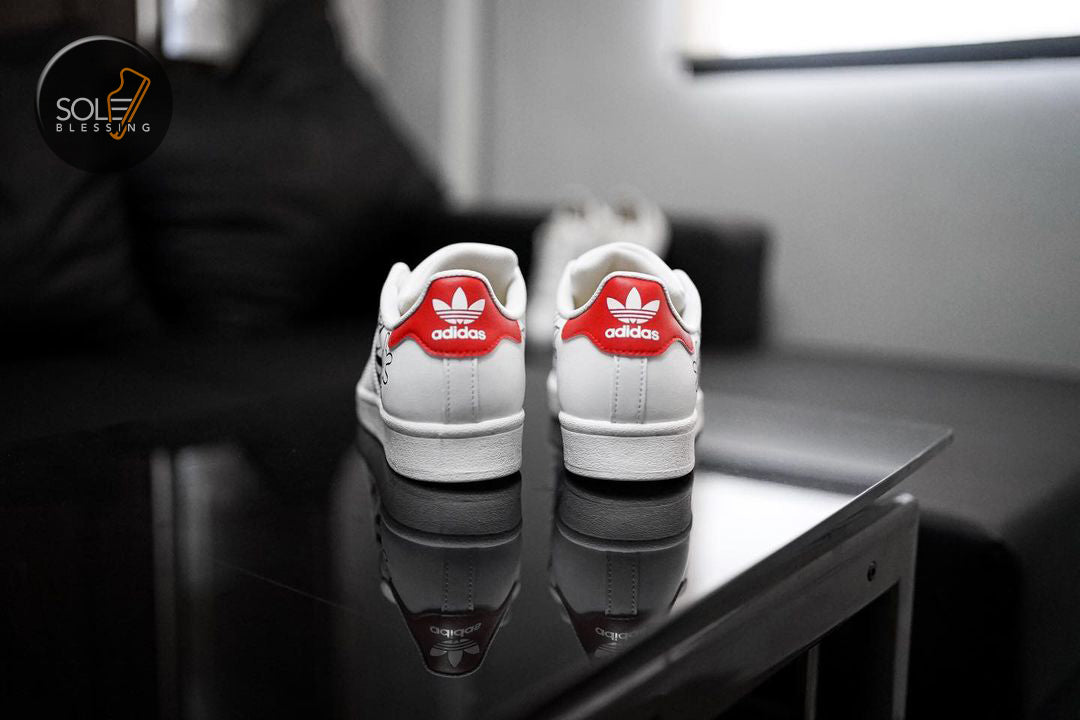 SUPERSTAR