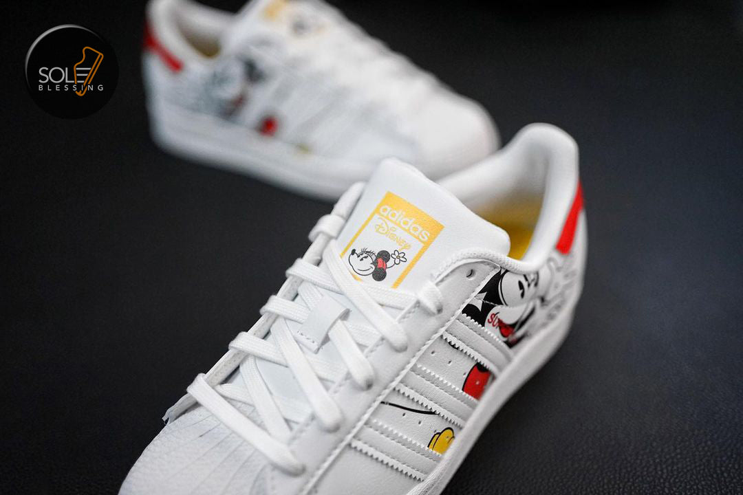 SUPERSTAR
