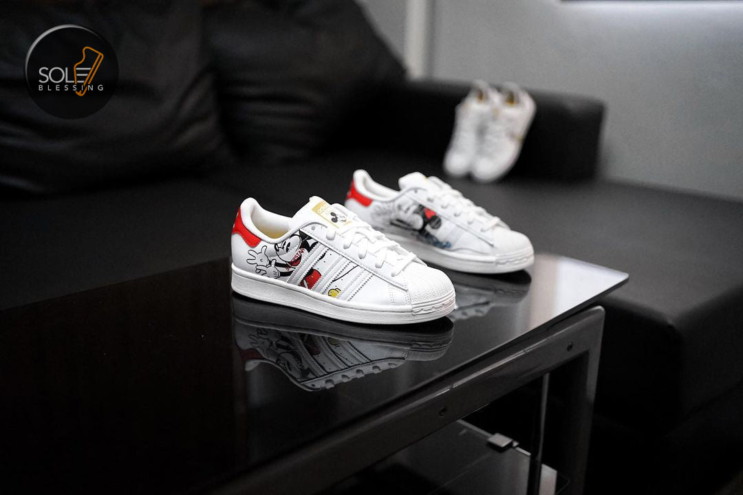 SUPERSTAR