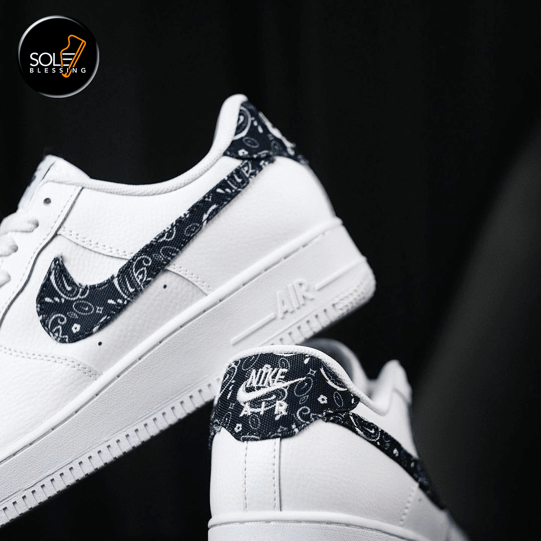 Air Force 1 Low Black Paisley