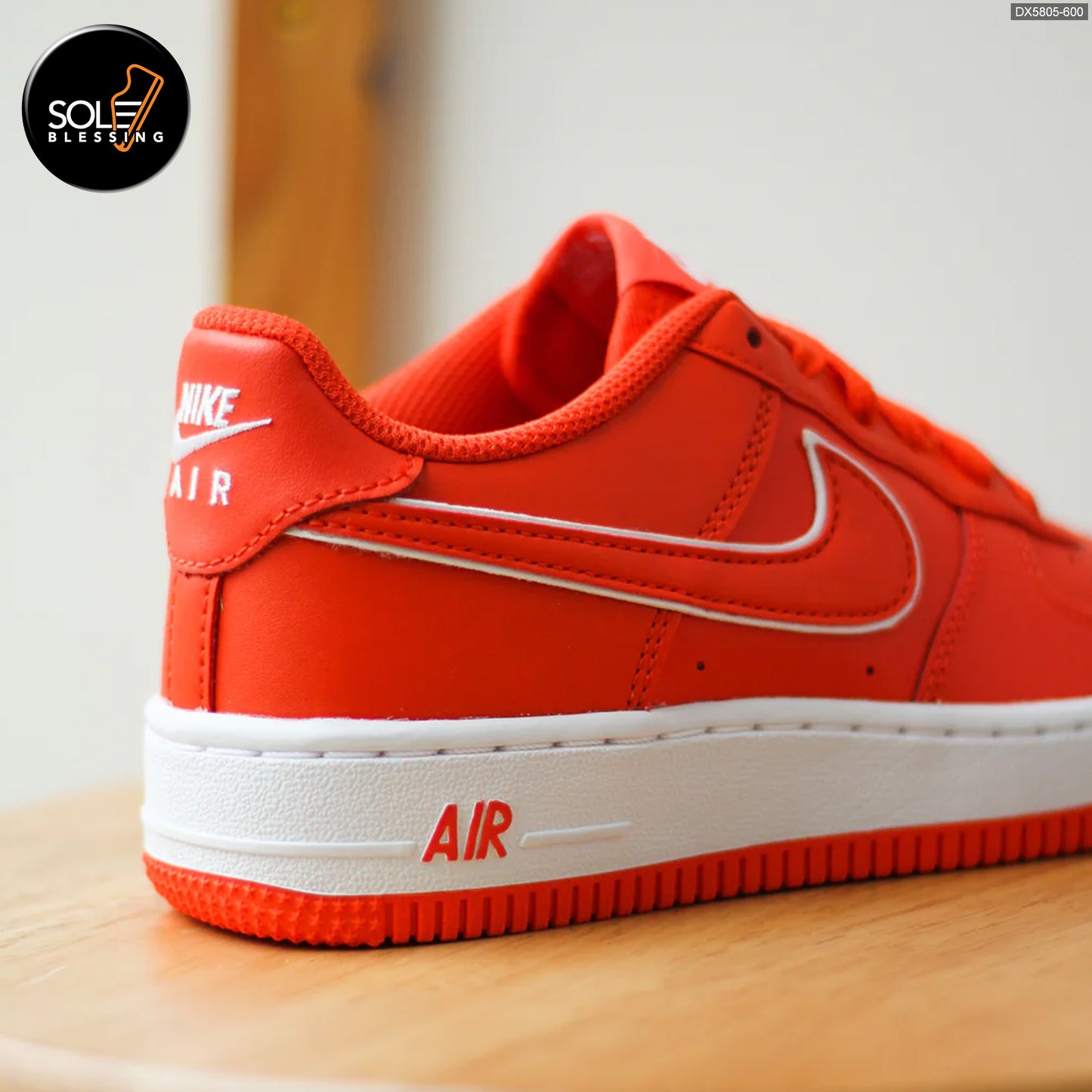 NIKE Air Forcce “Picante Red”