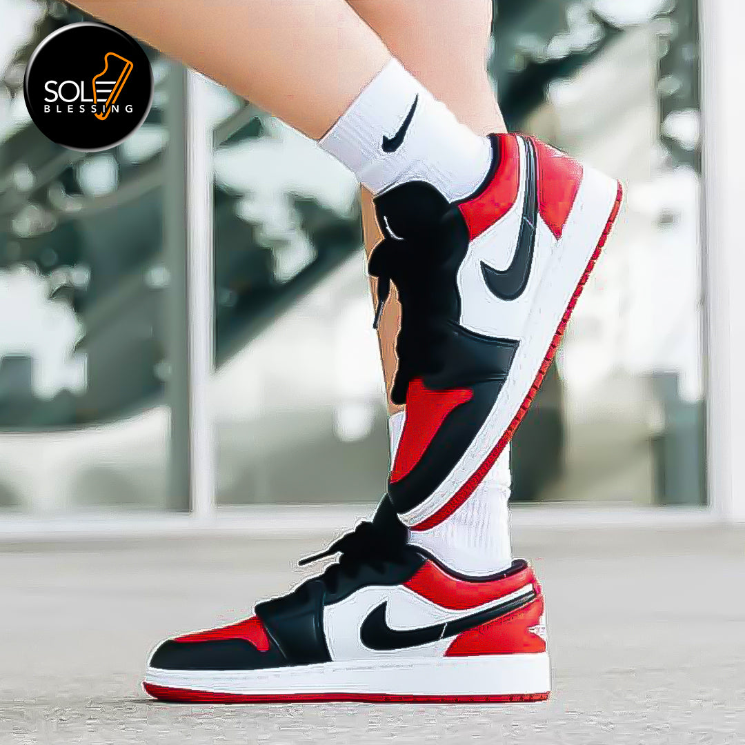 Air Jordan 1 Low Bred Toe