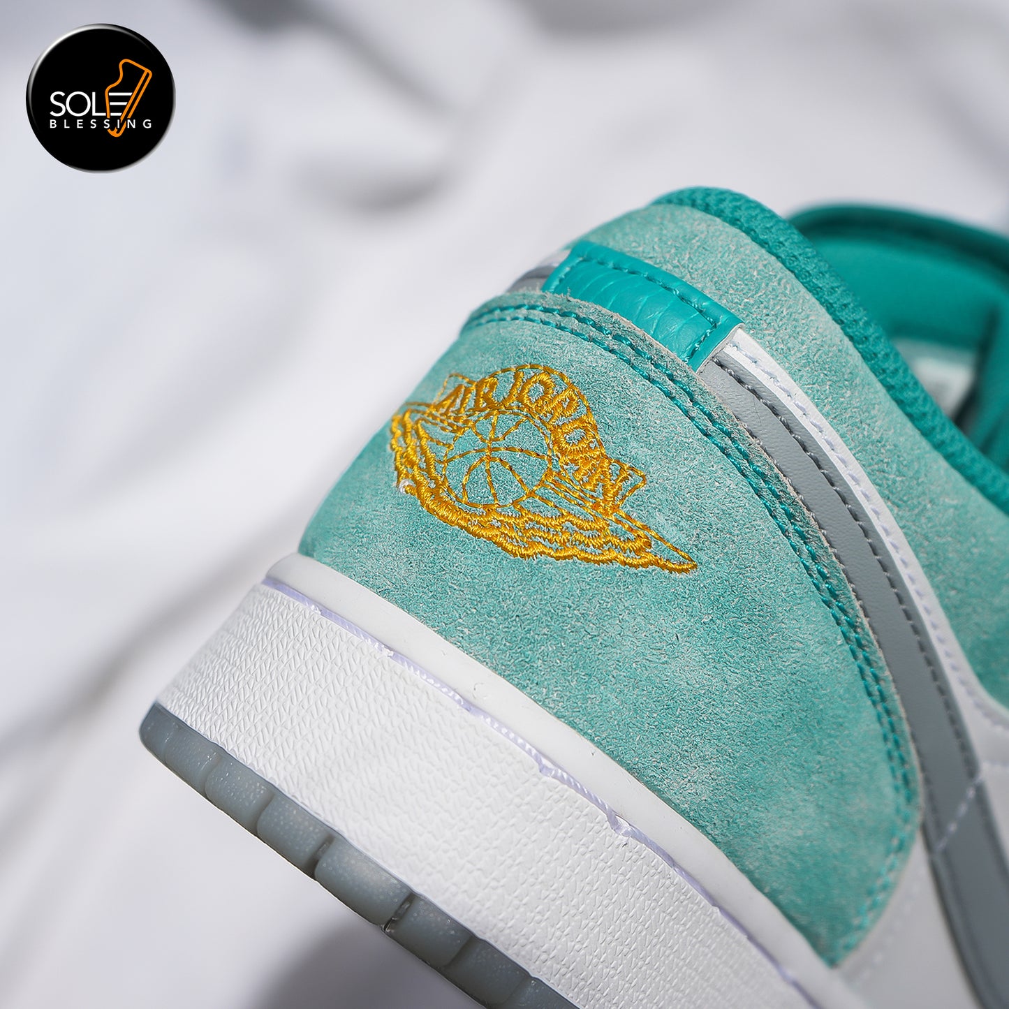 Air Jordan 1 Low New Emerald (GS)