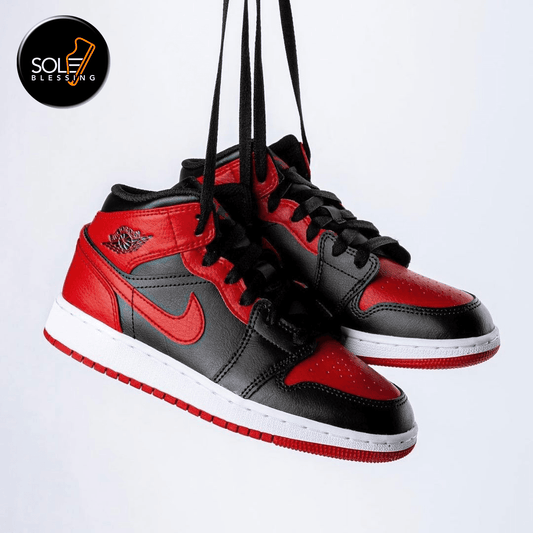 Air Jordan 1 Mid (GS) "Banned" 2020