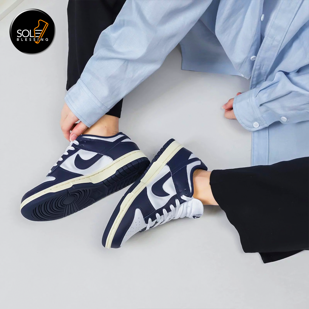 Nike Dunk Low Vintage Navy (W)